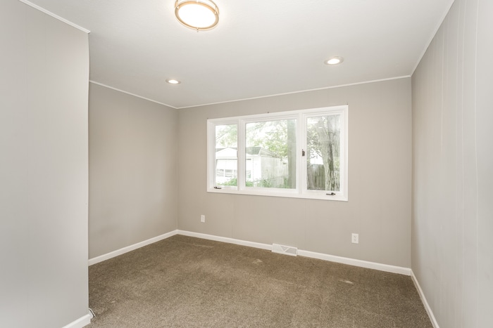 Building Photo - 4062 Bayard Rd