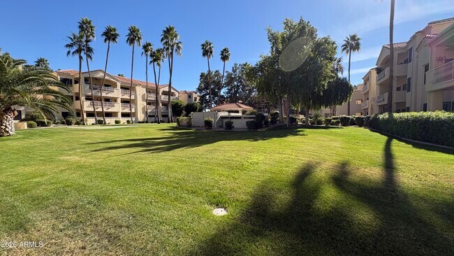 Building Photo - 19400 N Westbrook Pkwy