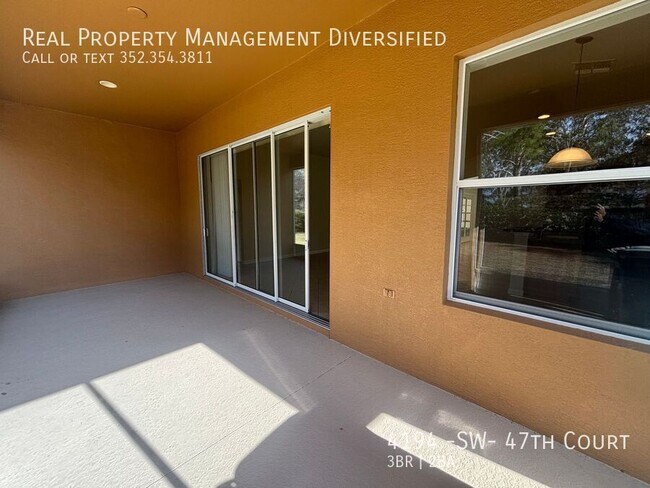 Building Photo - 4194 SW 47th Ct