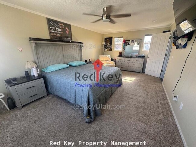 Building Photo - Clermont Single Family Home