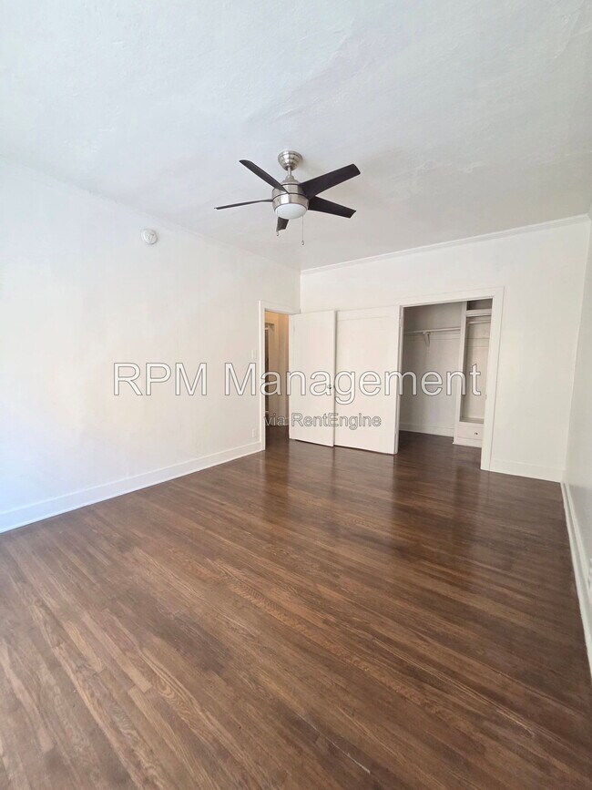 Building Photo - 1825 Ivar Ave