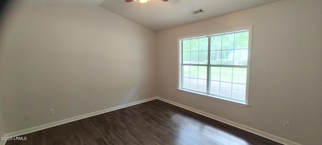 Building Photo - 52 Marsh Dr