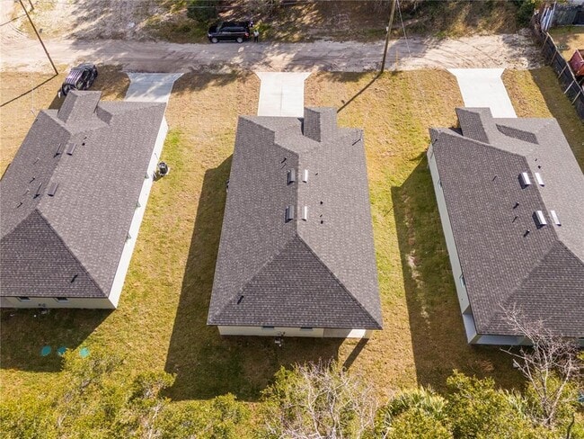 Building Photo - 435 E 13th St