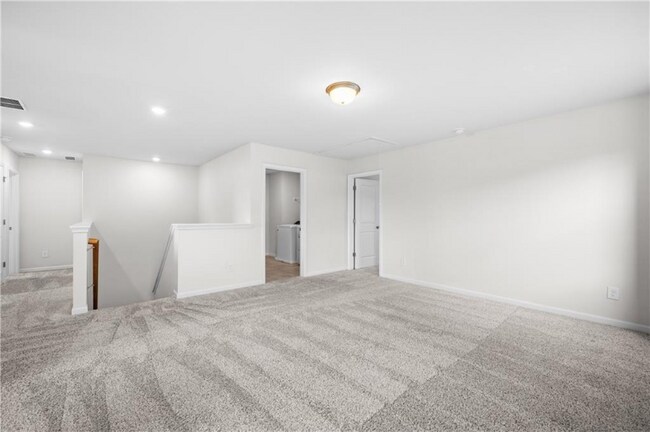 Building Photo - 5947 Green Ash Ct