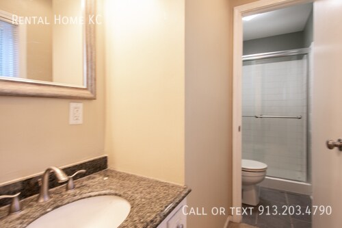 Building Photo - 5101 Hardy-