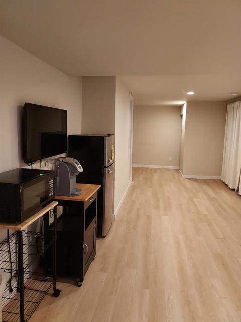 Building Photo - 11015 Dutton Dr