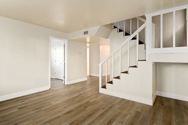 Interior Photo - 1119 West Sacramento Avenue