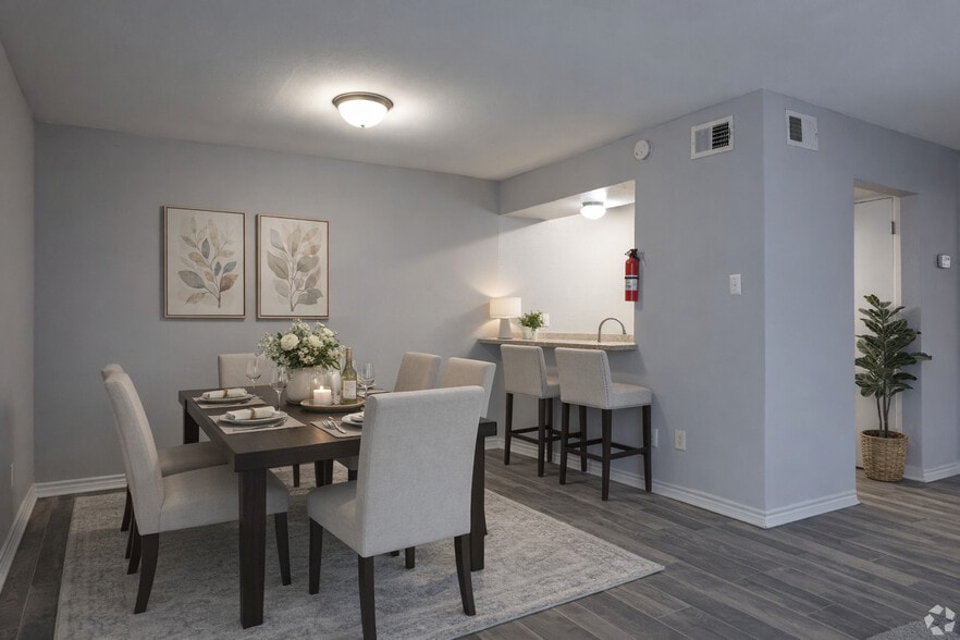 Diningroom - Belmont Place/La Fontaine