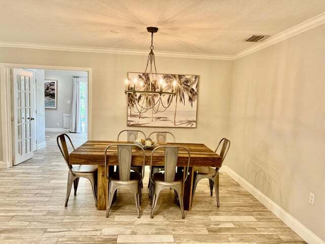 Building Photo - 115 NE 18th St