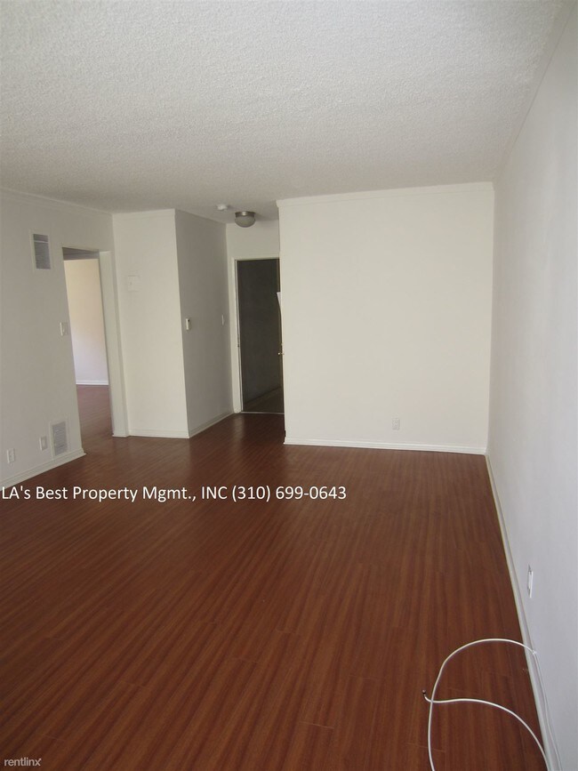 Building Photo - 1622 S Beverly Glen Blvd
