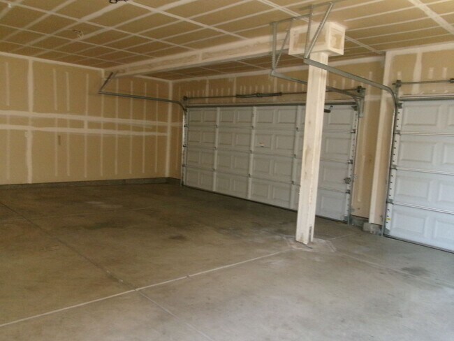 Building Photo - 10308 Galveston Way