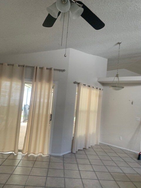 Building Photo - 9306 Exposition Dr