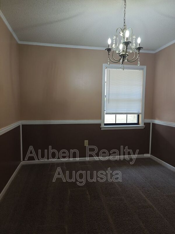 Building Photo - 3718 Byrd Rd