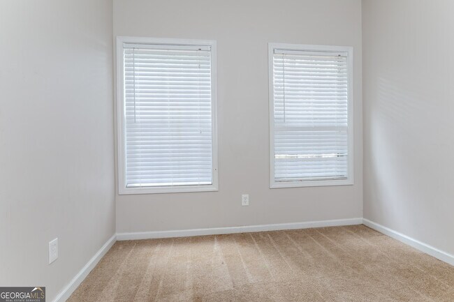 Building Photo - 8930 Capri St