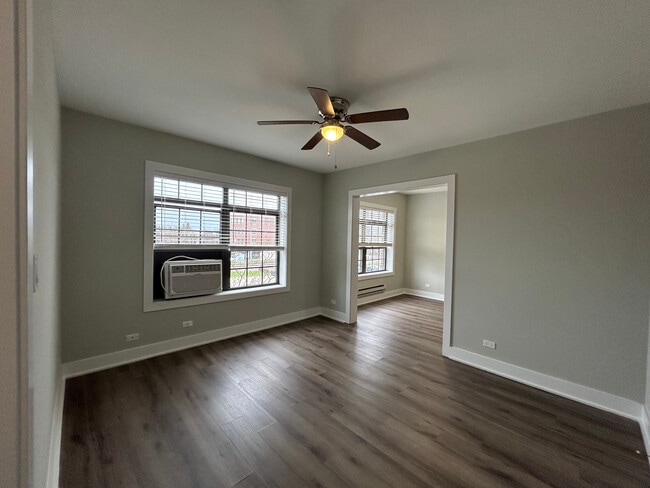 Building Photo - 725 Saint Johns Ave