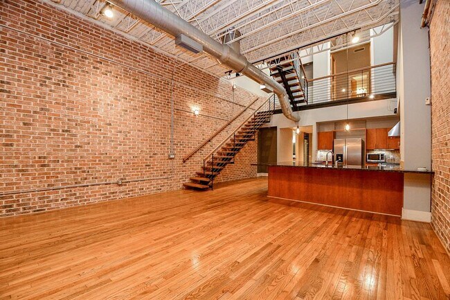 Building Photo - 1717 W Webster St