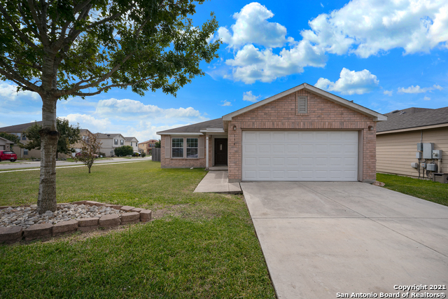 Primary Photo - "Charming 3-Bedroom Home with 2 Full Baths...