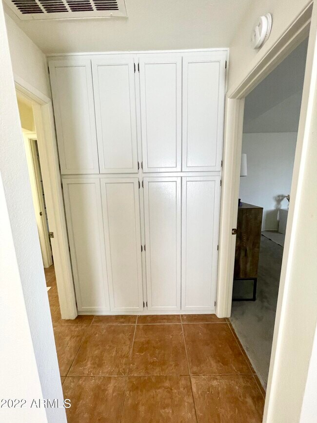 Building Photo - 9209 N 59th Ave