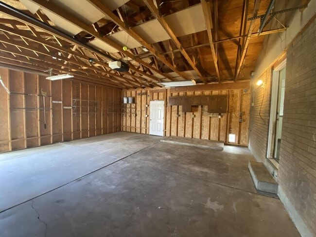 Building Photo - 189 Tennyson Ave