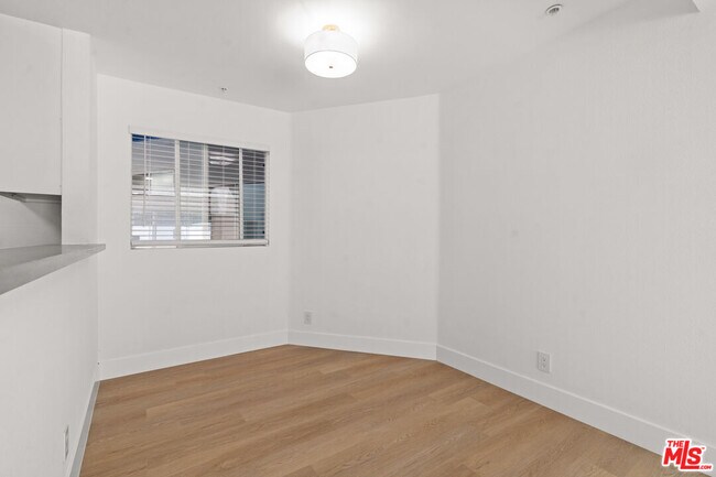Building Photo - 16100 Sunset Blvd