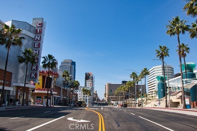 Building Photo - 315 W 3rd St