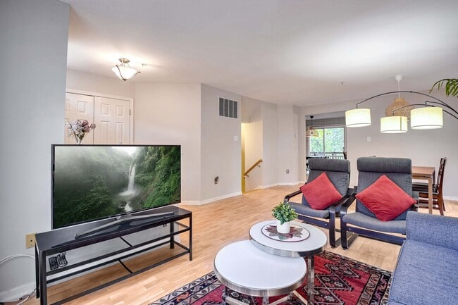 Building Photo - 18806 Harmony Woods Ln