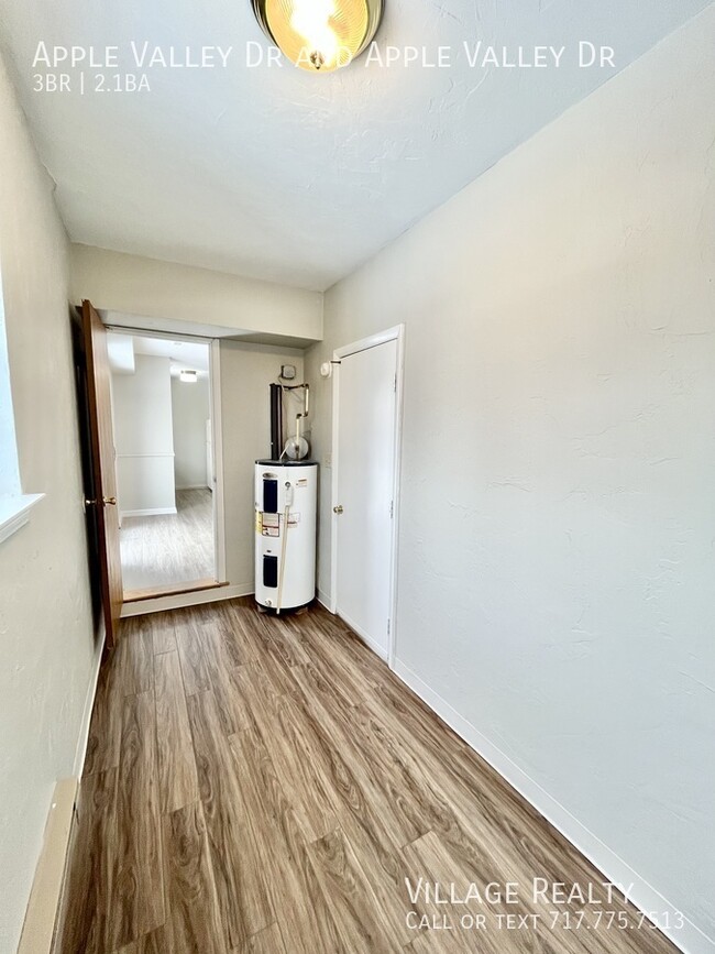 Building Photo - END-unit available now! Extremely spacious...