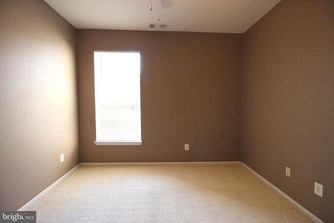 Building Photo - 1550 Spring Gate Dr.