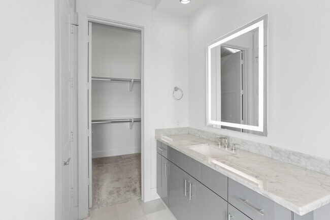 Building Photo - 9818 Mocking Bird Hill Ln