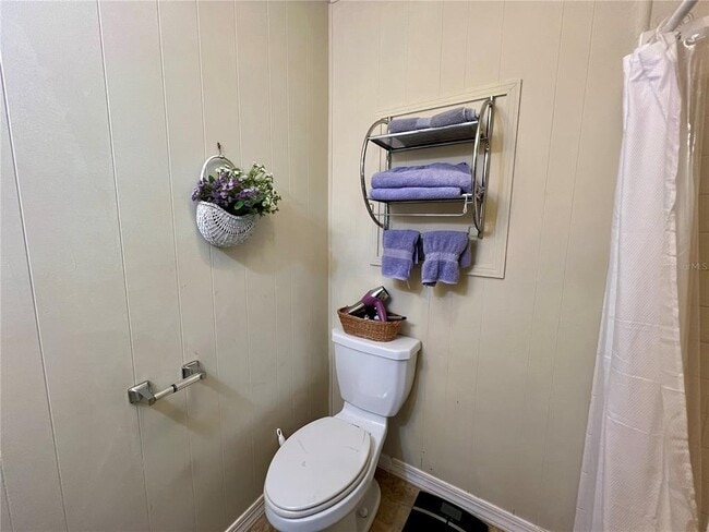 Building Photo - 1500 County Rd 1