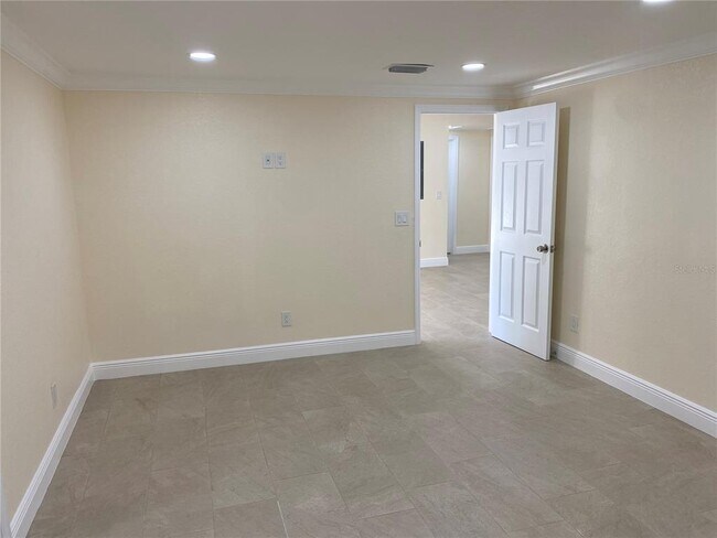 Building Photo - 5312 Birch Ave