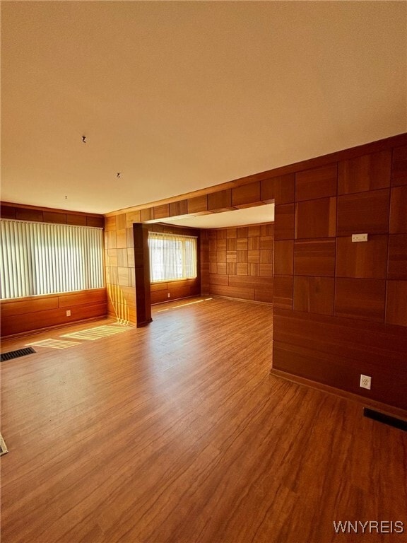 Building Photo - 90 Laverack Ave