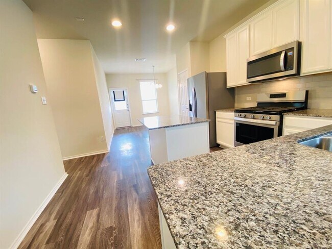Building Photo - 238 Cascata Way