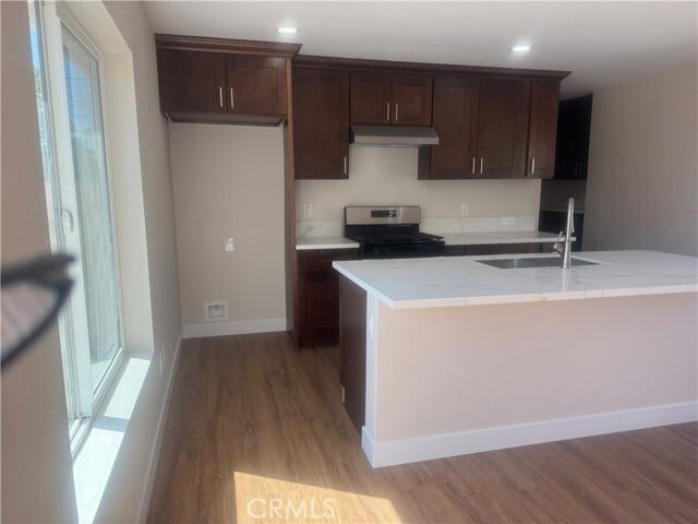 Building Photo - 7661 El Rovia Cir