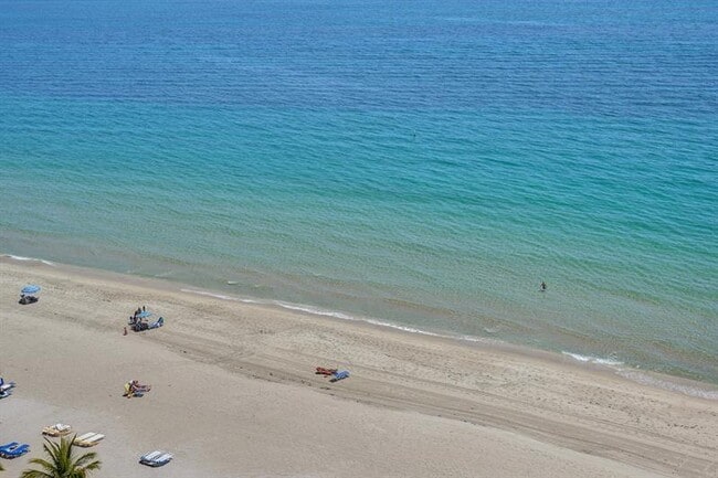 Building Photo - 3430 Galt Ocean Dr