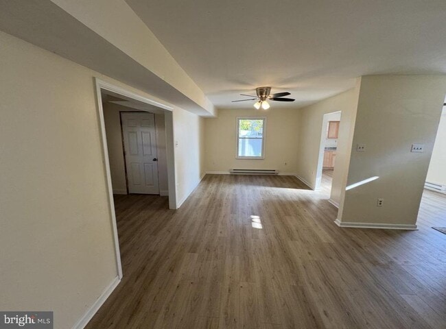 Building Photo - 125 Hampshire Rd