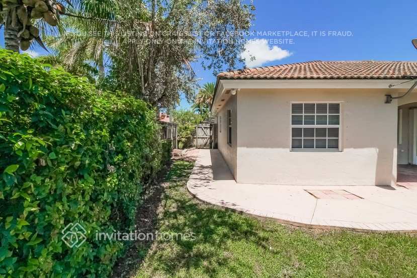 Building Photo - 18146 SW 150th Ct