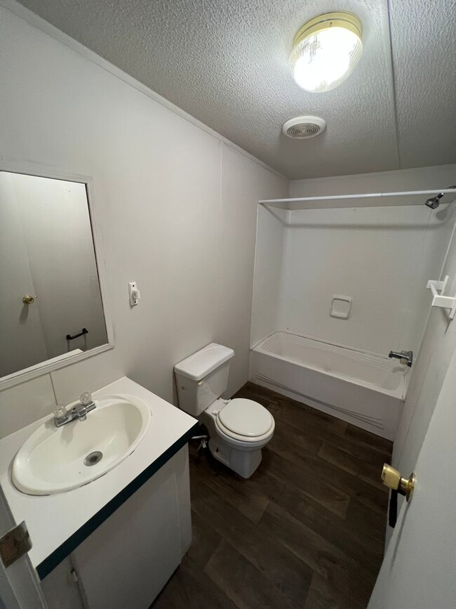 Building Photo - 152 Danibell Lane  - Acreage in Havana!