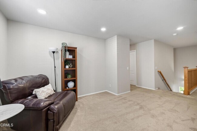 Building Photo - 3889 Angeline St
