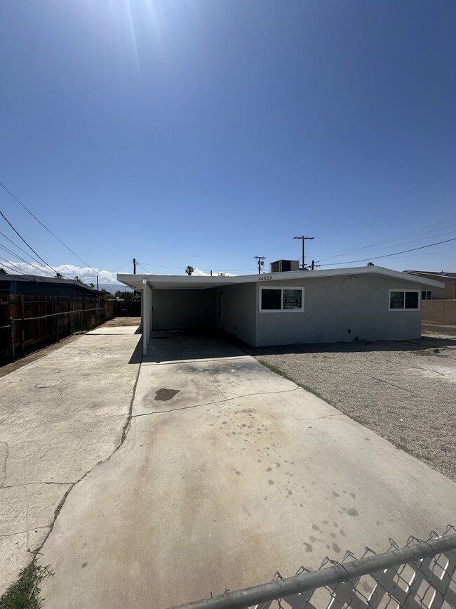 Building Photo - 44559 Palo Verde St
