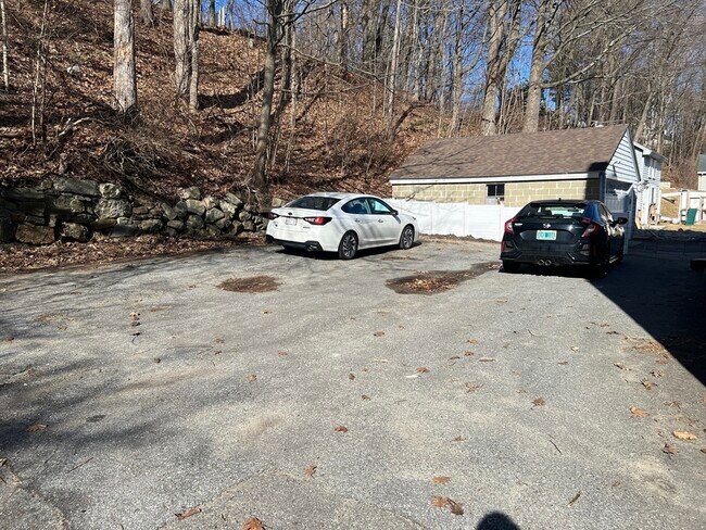 Building Photo - 272 Front St