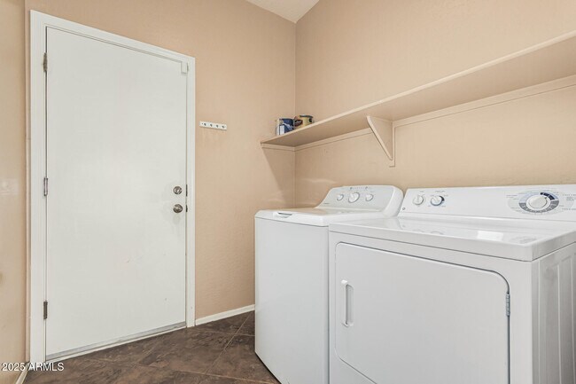 Building Photo - 45401 Balboa Dr