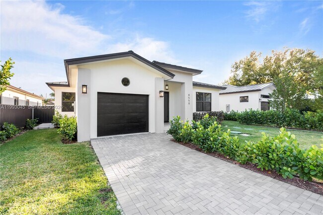 Building Photo - 8570 SW 198th St