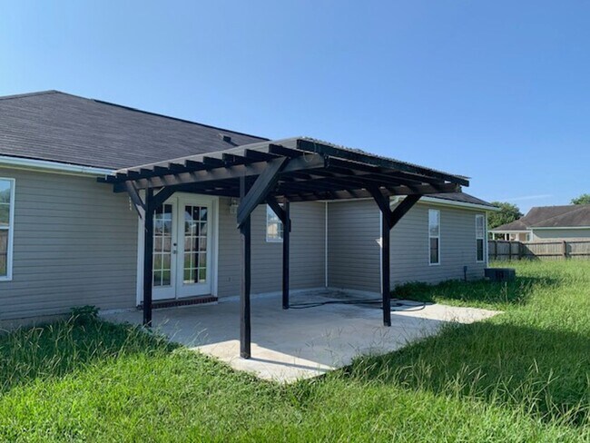 Building Photo - 3BD/2B in Valdosta, GA Close to Moody Air Force Base