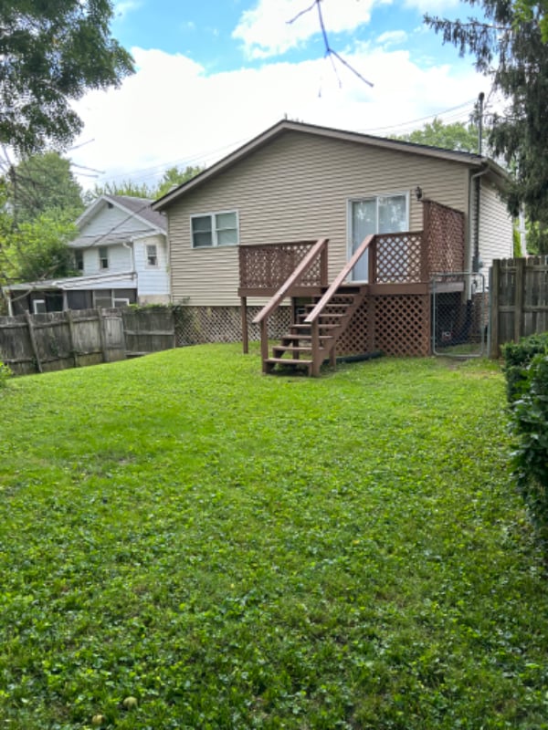 Building Photo - 416 E Hillside Dr