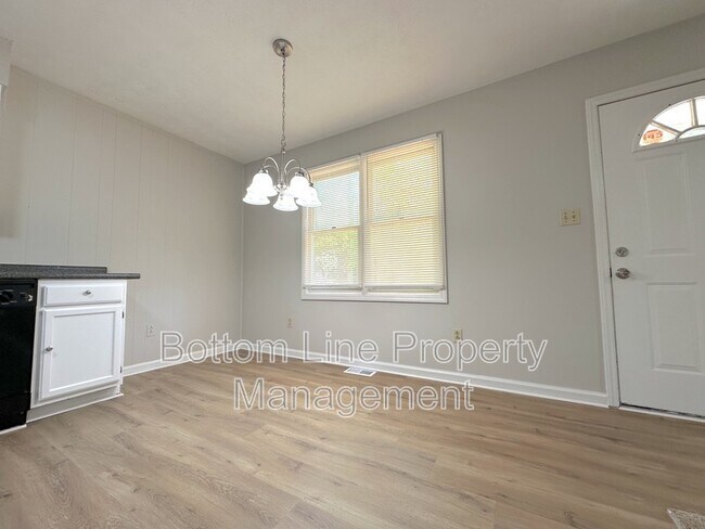 Building Photo - 3634 Durham Ln