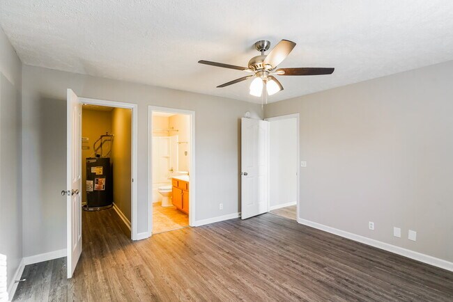 Building Photo - 114 Antler Dr