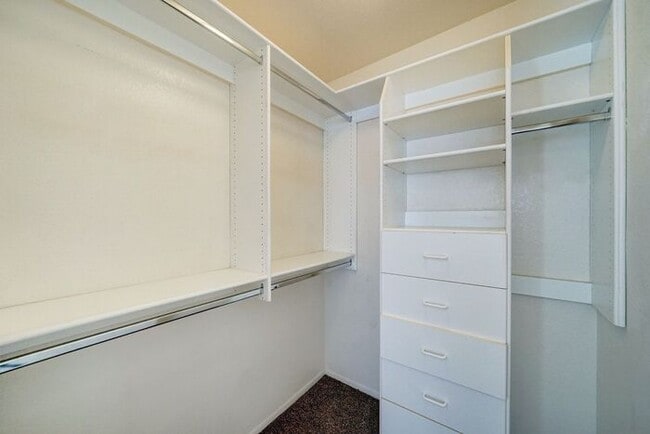 Building Photo - READY TO VIEW NOW! -HALF OFF FIRST MONTH R...