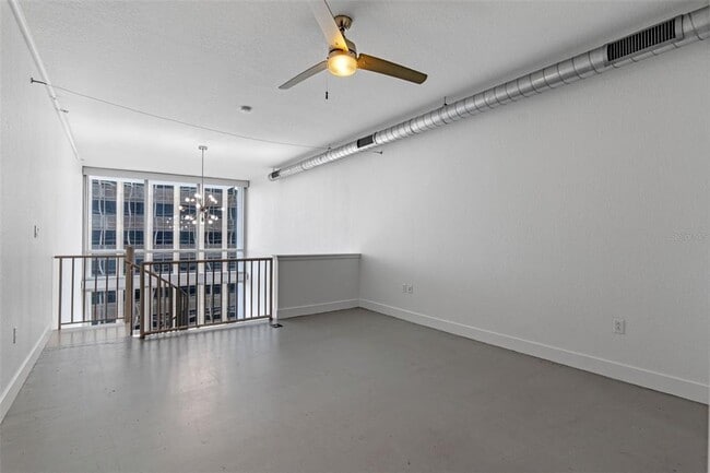 Building Photo - 150 E Robinson St