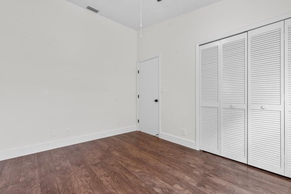 Building Photo - 48 Bentwater Cir
